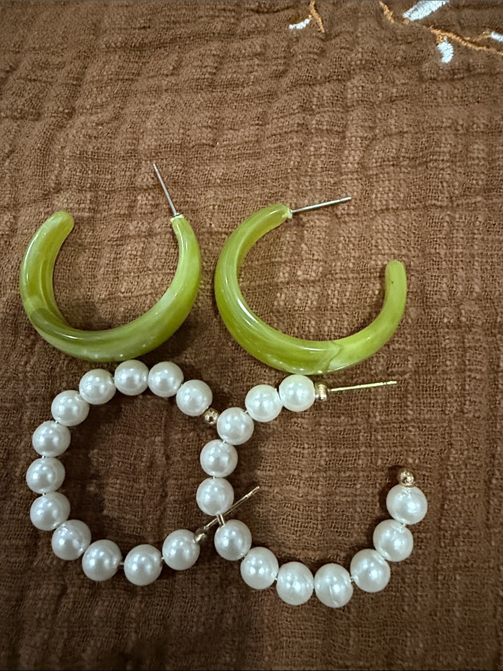 Green Hoop and Pearl Circle Earrings Set - Women Jewelry
